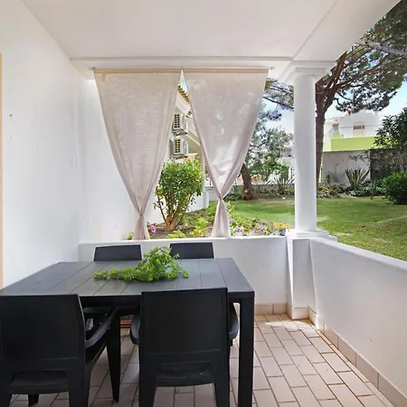 Jardins Da Falesia * Αλμπουφέιρα